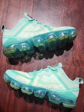 Nike Air VaporMax  Teal Tint Women’s Size 8